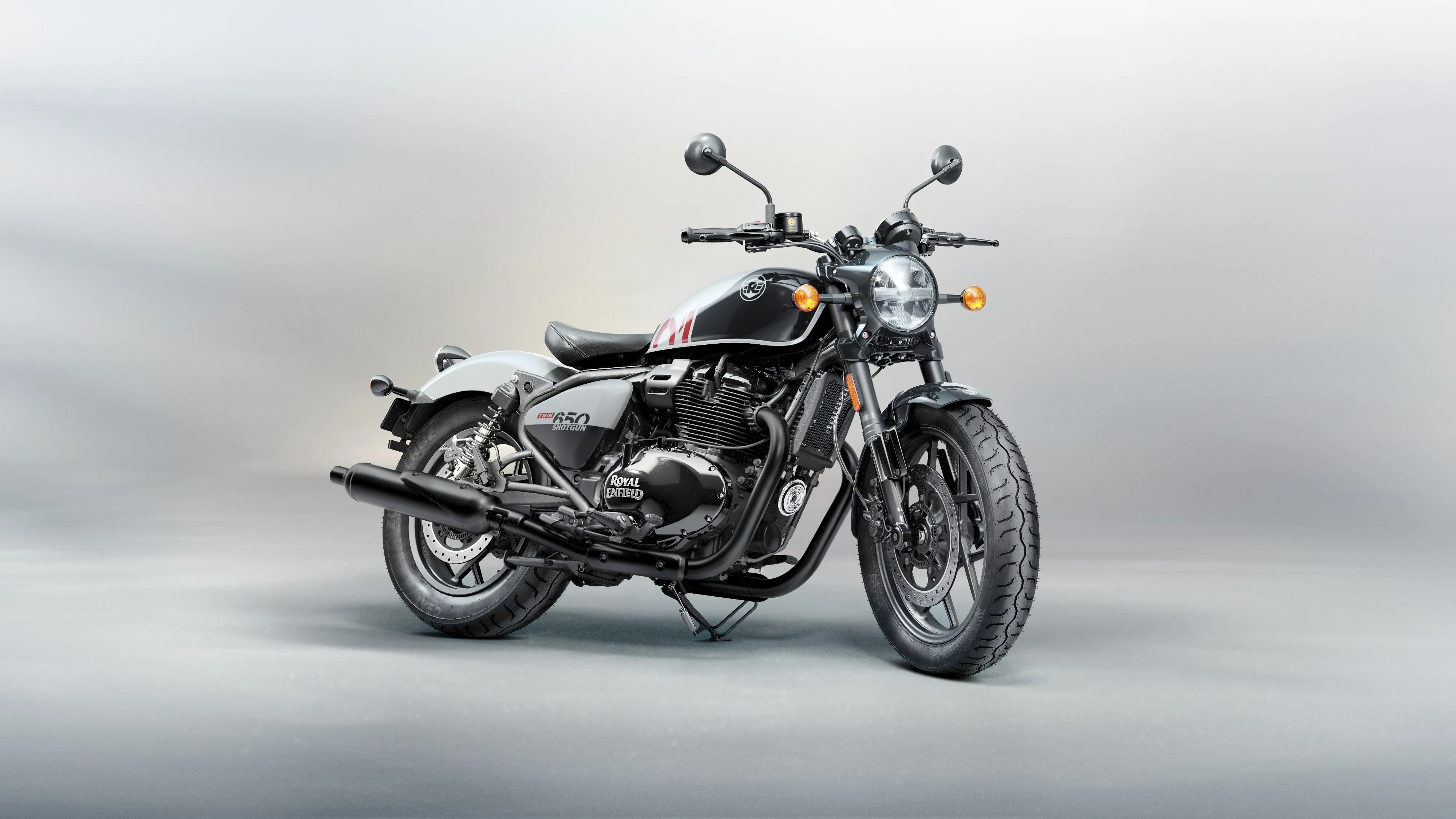 Мотоцикл Royal Enfield Shotgun 650 Stencil White от мотосалона Мото-Тайм